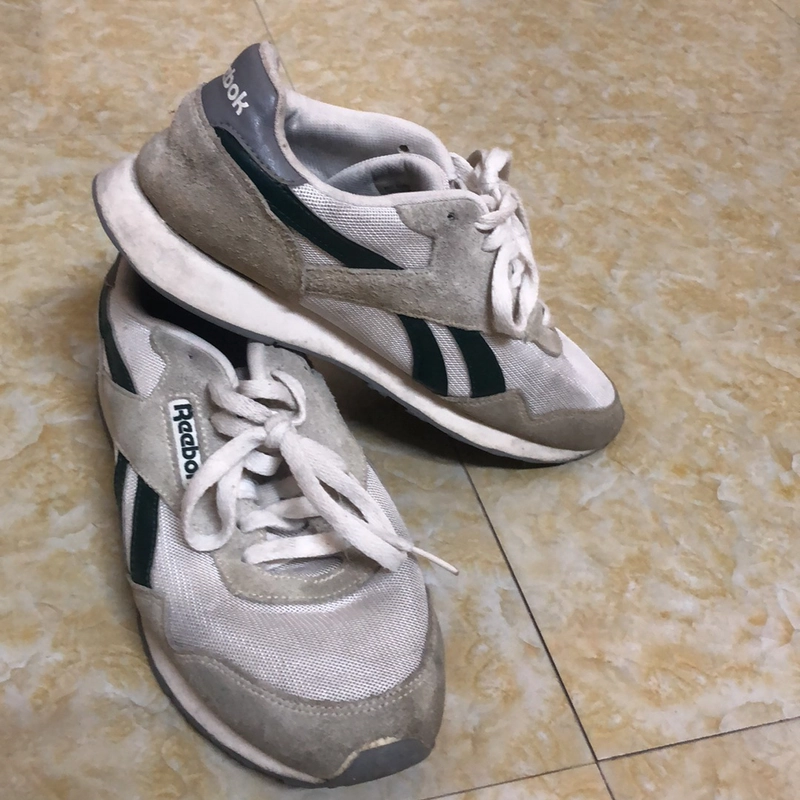 Reebok size 41, hàng vẫn ok, hơi cũ tý, dùng chạy bộ tốt  499375