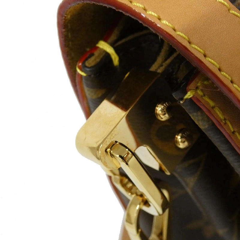 Túi xách vai Louis Vuitton Monogram Dauphine Soft GM M47149 611415