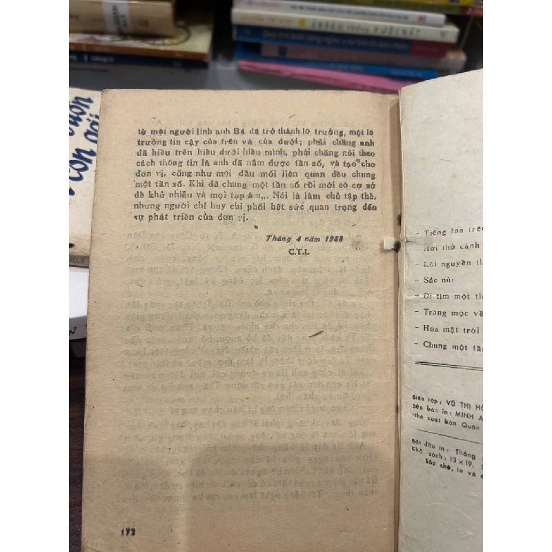 Lời Nguyền Thời Con Gái - Tập Truyện và Ký - Unknown 1000729