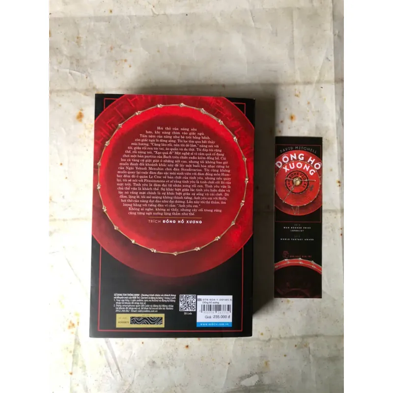 Đồng Hồ Xương - David Mitchell 763089
