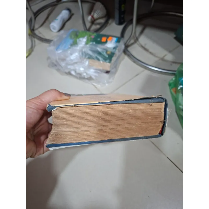 Tuyển tập thơ tình bốn phương 957758