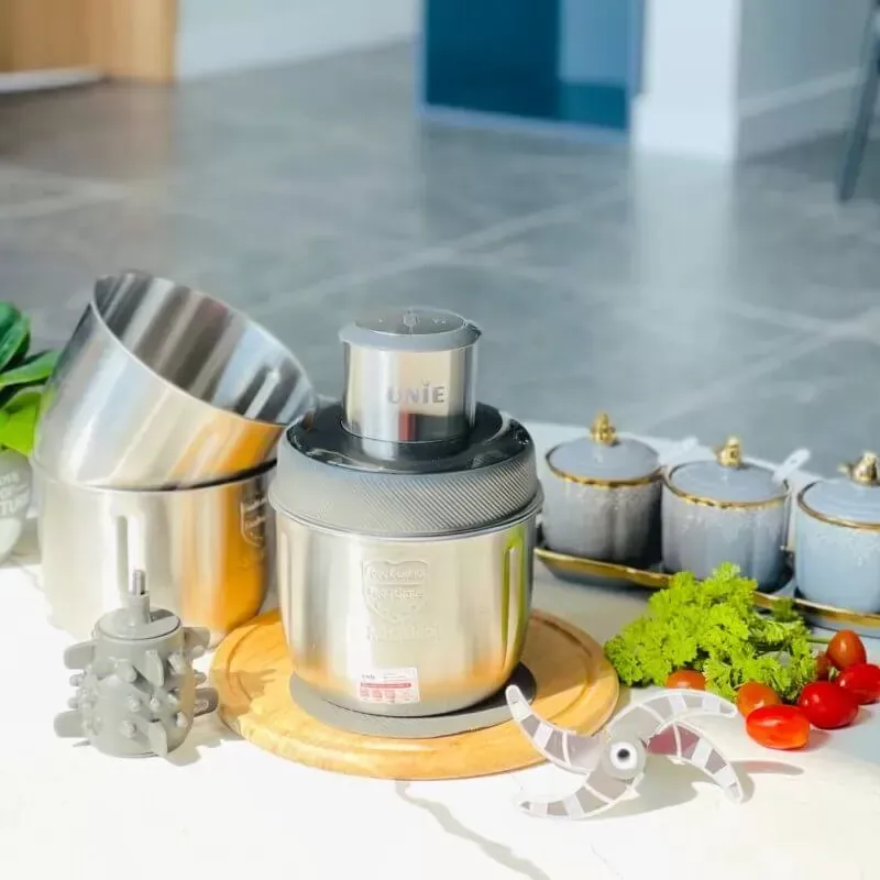 Máy xay thịt UNIE UE-228 – Xay nhuyễn thịt, cá, rau củ nhanh chóng 928980