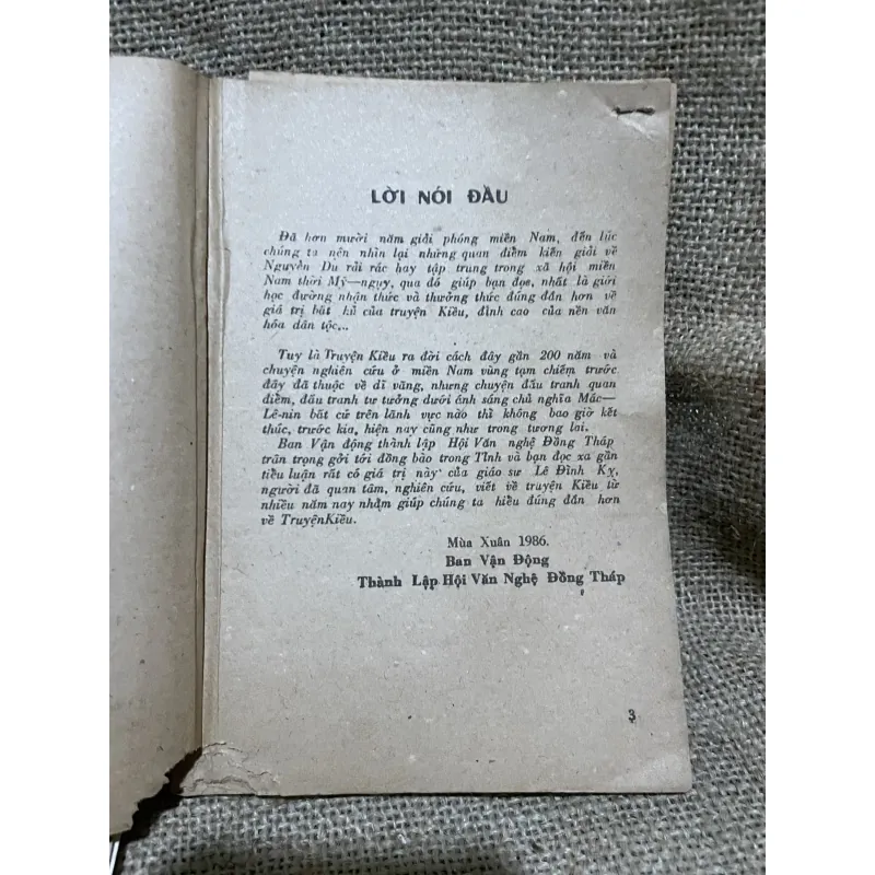 Hiểu đúng đắn Truyện Kiều- Lê Đình Kỵ  934053