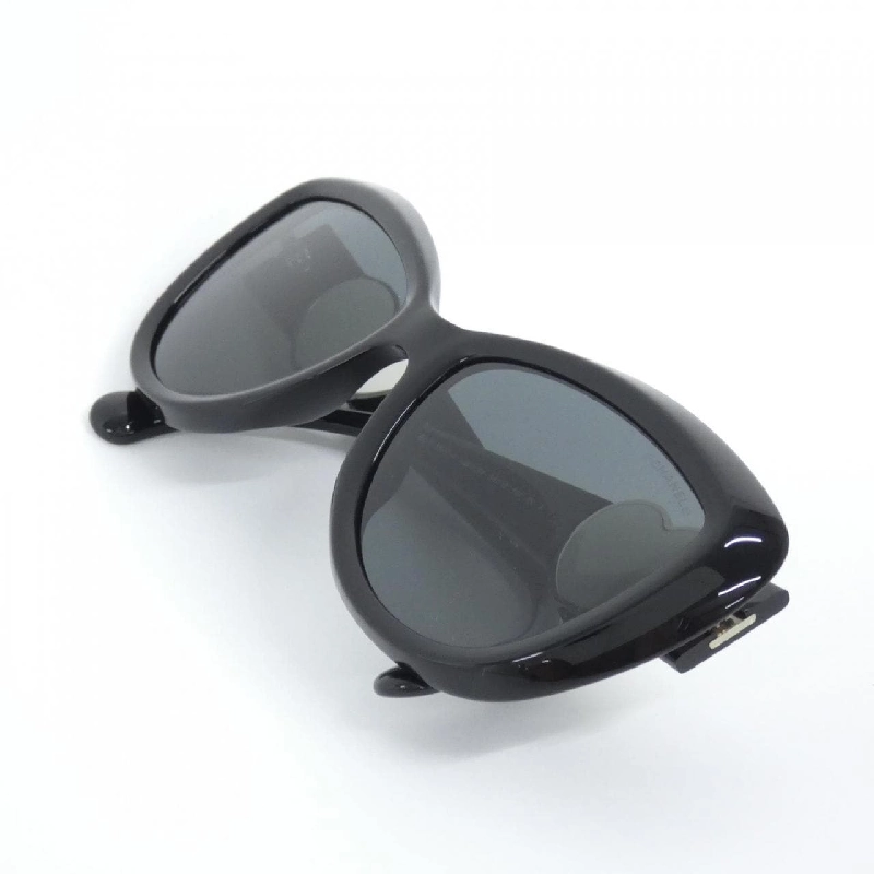 Kính mát Chanel 5517 A 624908