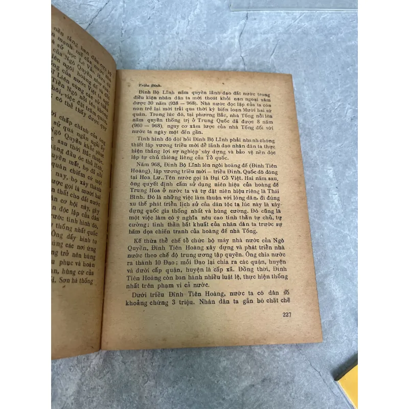 CHỐNG PHONG KIẾN TRUNG QUỐC XÂM LƯỢC - HỒNG NAM, HỒNG LĨNH 975759