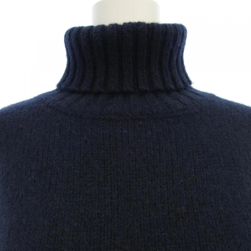 【Mã giảm giá】POFF Áo len 636337