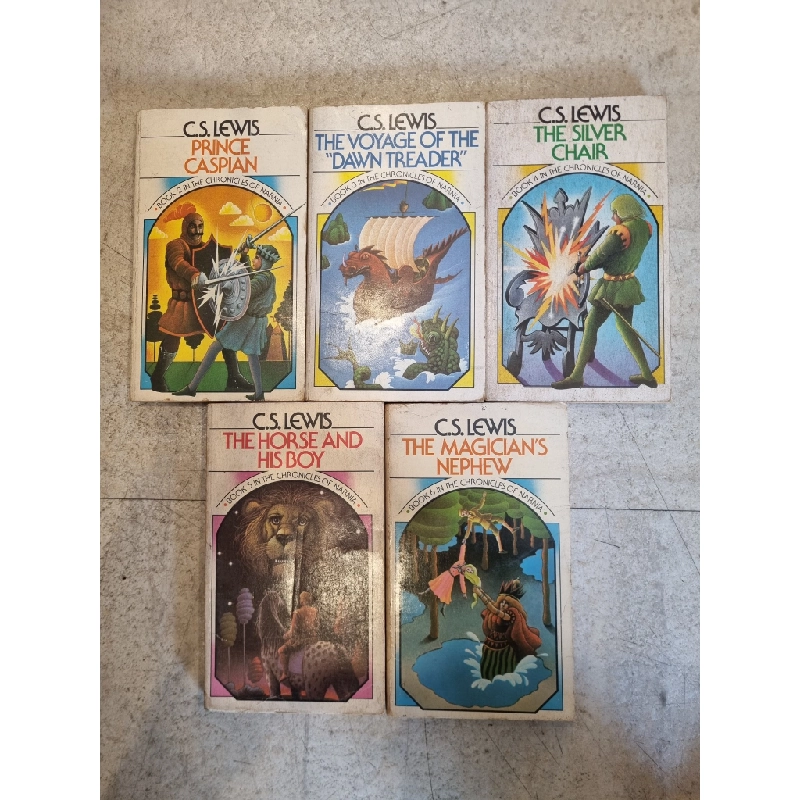 THE CHRONICLES OF NARNIA Series : The Lion, the Witch and the Wardrobe | Prince Caspian | The Voyage of the Dawn Treader | The Silver Chair | The Horse and His Boy | The Magician's Nephew | The Last Battle - C.S. Lewis 194948