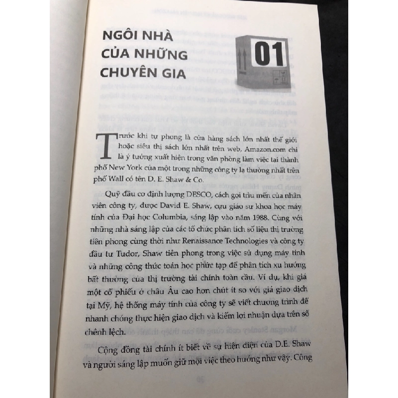 Jeff bezos và kỷ nguyên amazon 2015 mới 80% bẩn nhẹ , highlight Brad Stone HPB3108 KINH TẾ - TÀI CHÍNH - CHỨNG KHOÁN 270466