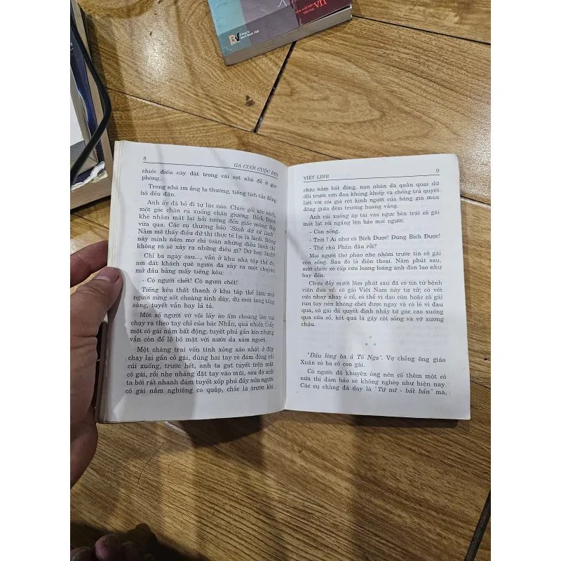 Ga cuối cuộc đời (xb 600q năm 2004)
30k 1019028