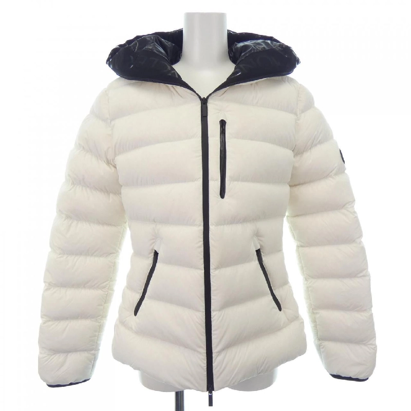Áo khoác lông vũ MONCLER 638903