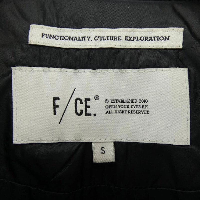 Áo khoác F/CE. - Hàng hiệu Authentic 888111