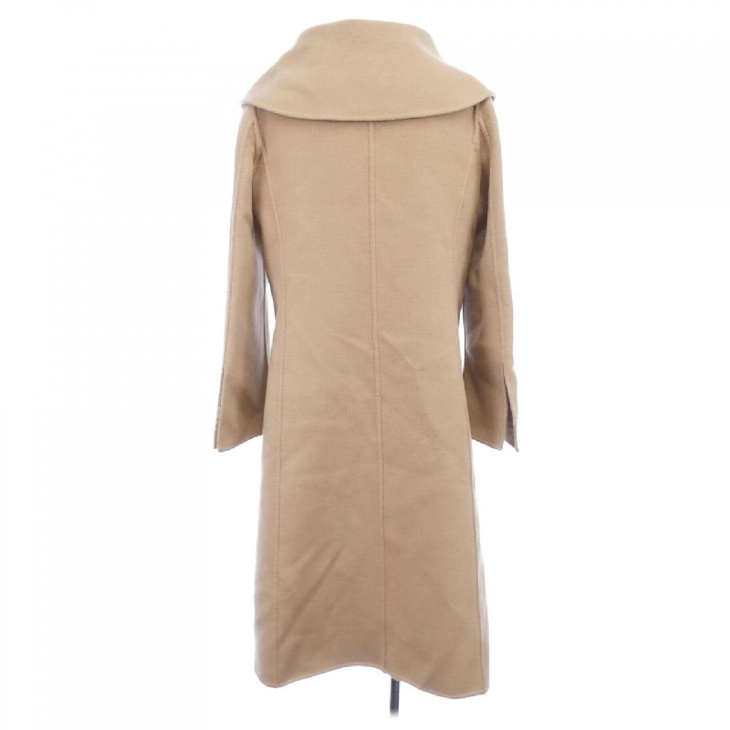 Áo khoác FENDI 635566