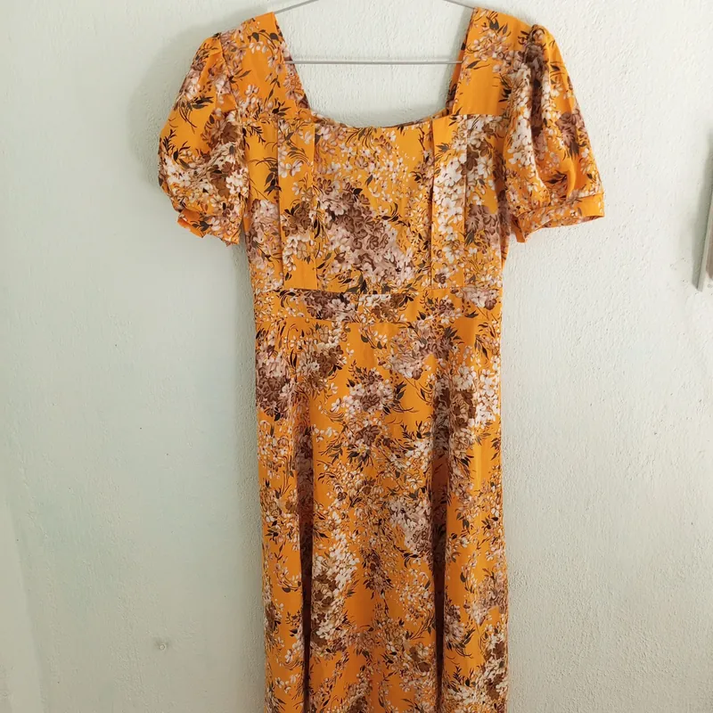 Pass 12 áo dài cá nhân em vừa bán vừa cho ạ. 713169