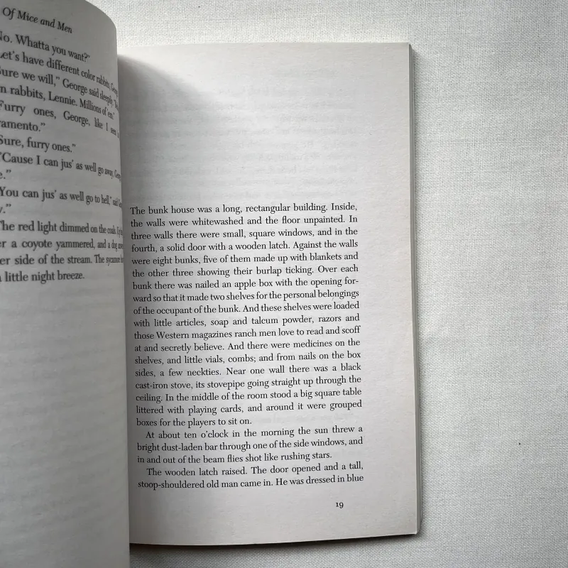 Of Mice and Men - John Steinbeck 1028886