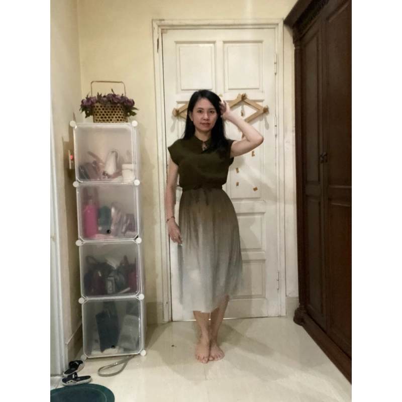 Váy thời trang size M màu xanh bộ đội loang đã qua sử dụng, chât mềm nhẹ mặc tôn dáng 470564