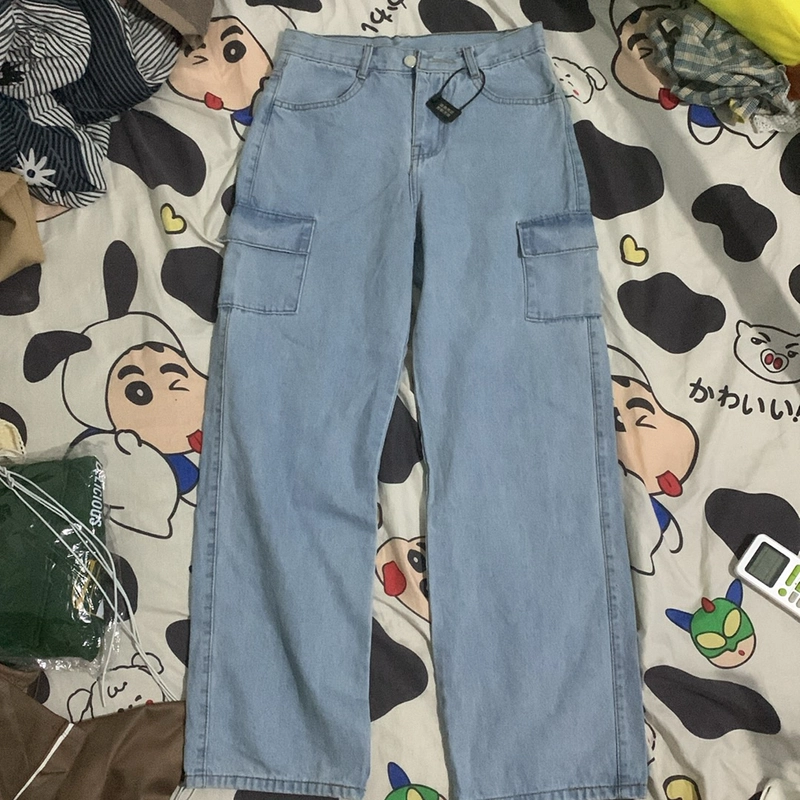 Quần jean nữ suông, có túi hộp 443961