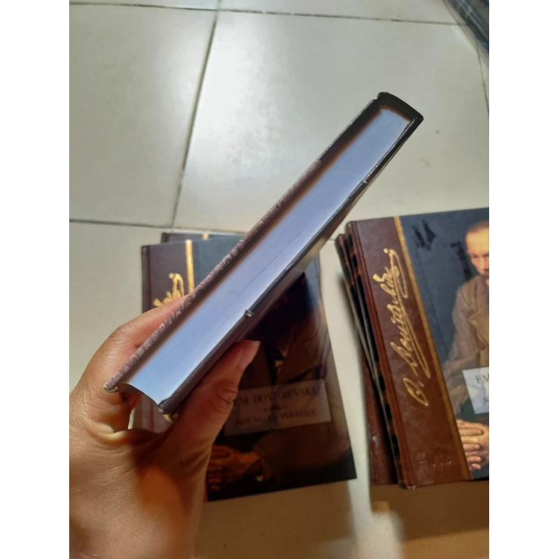 Những kẻ tủi nhục  507356