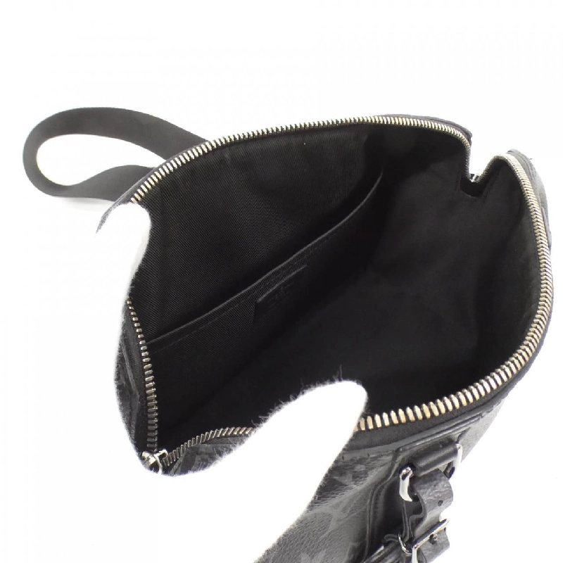 Túi xách Louis Vuitton Monogram Eclipse Reverse City Keepall M45936 613241