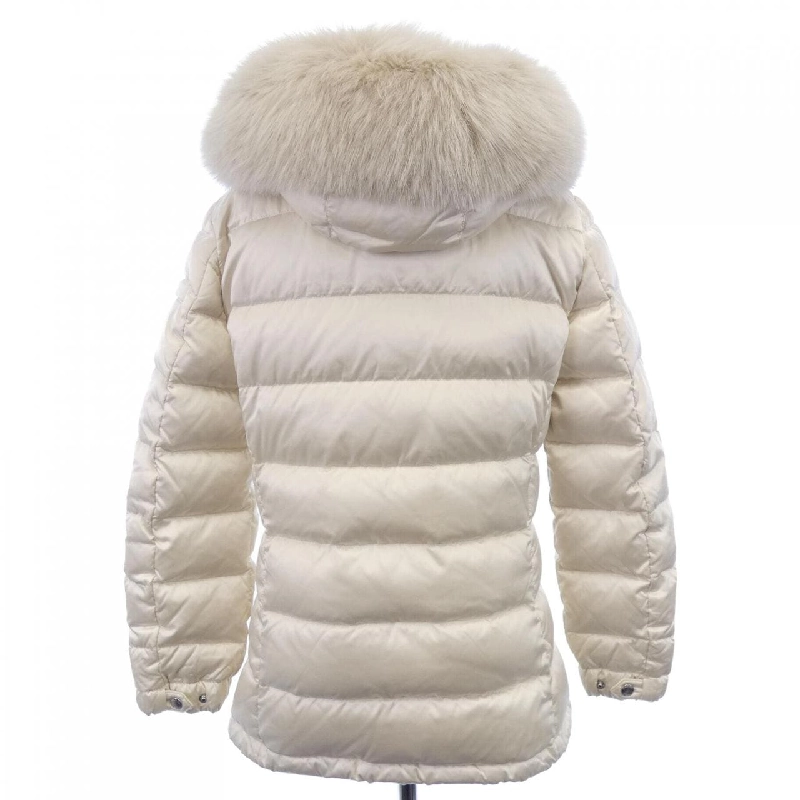 Áo khoác lông vũ PRADA với logo hình tam giác 28G060 R152 R0K - Hàng hiệu Chính hãng 817878