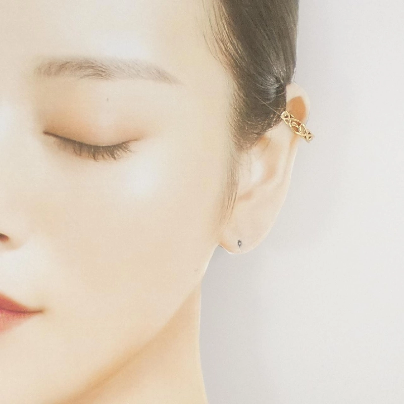 4゜C K18YG Khuyên tai - Hàng hiệu Chính hãng 845477