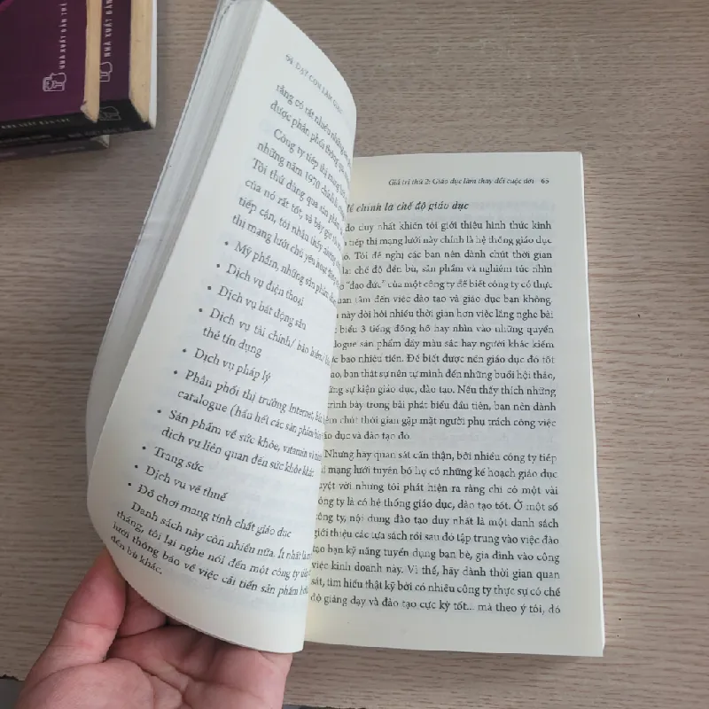 Dạy con làm giàu - Tập 11: Trường dạy kinh doanh cho những người thích giúp đỡ người khác<br>Robert T. Kiyosaki 530152