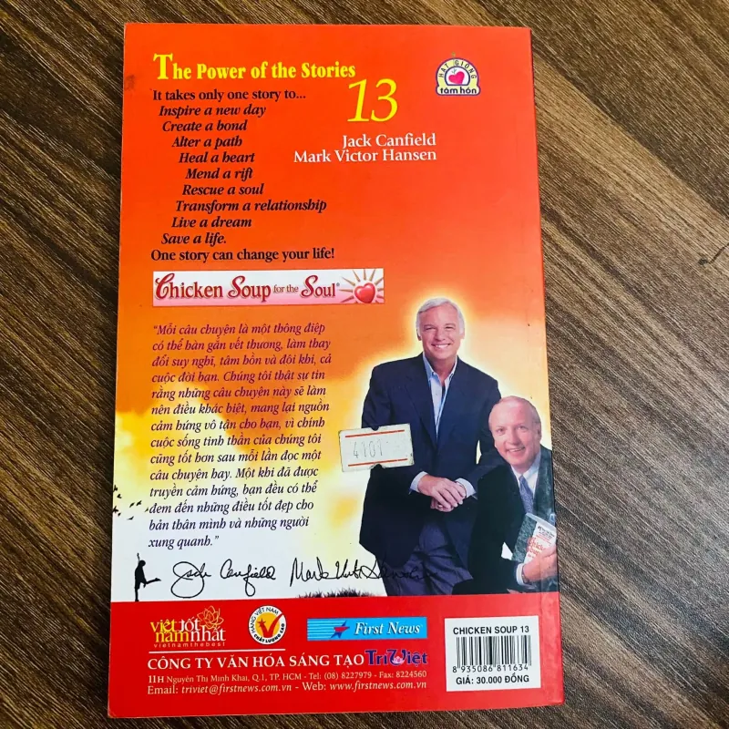 Sống với ước mơ
- Jack Canfield và Mark Victor Hansen#HATRA 1008992