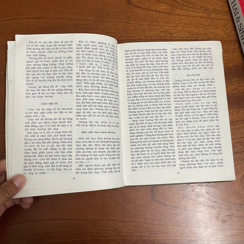 II Sách Liên Xô: Thể Dục Thể Thao Trong Gia Đình - 1987 476078
