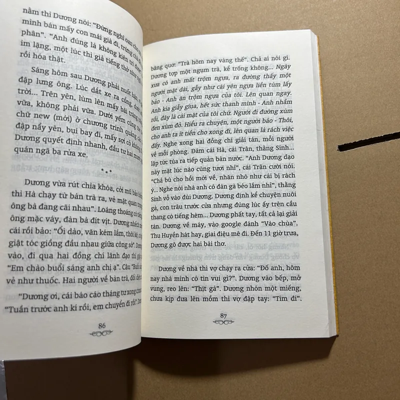 Lông gà và lá chuối 571764