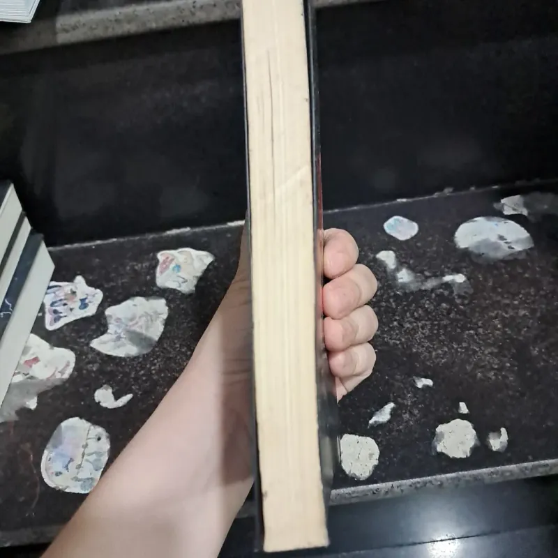 Chạy trốn và mất tích 1020122