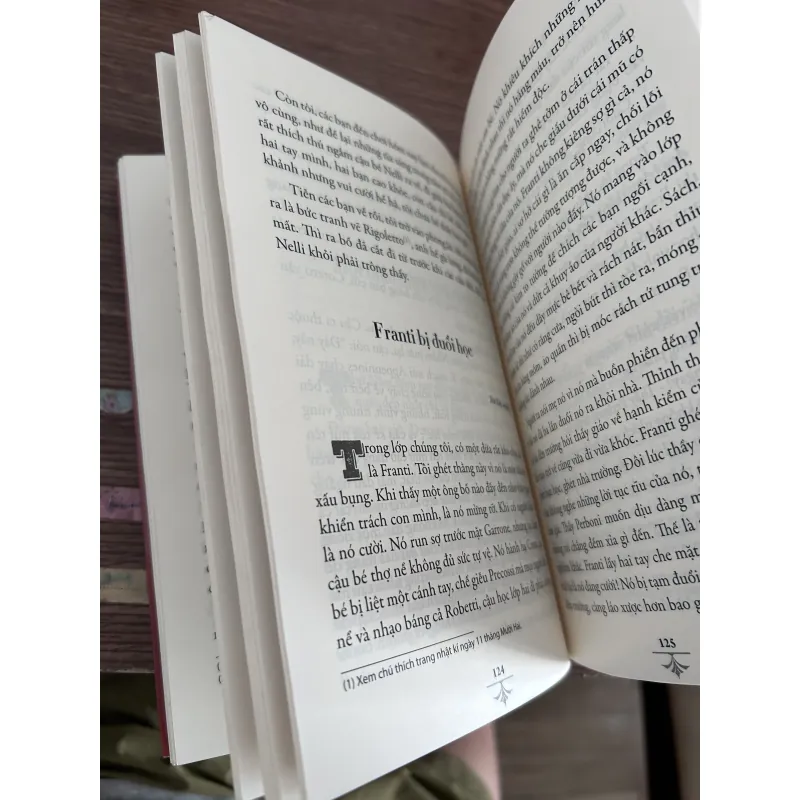 Những tấm lòng cao cả 1013723