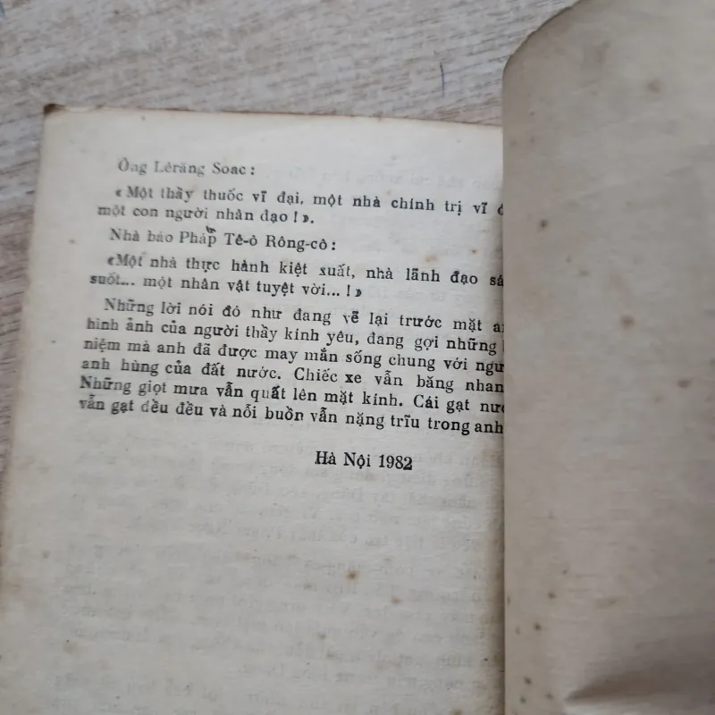 Người anh hùng áo trắng Phạm ngọc thạch | trần ngọc thanh  930727