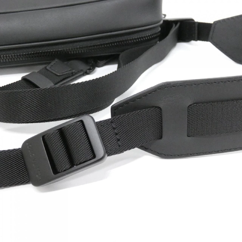 Túi đeo chéo mở rộng Louis Vuitton M55698 612634