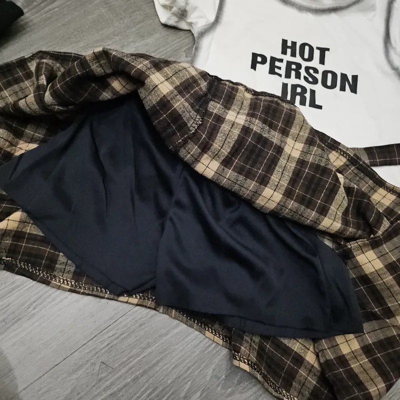 Bộ váy ngầu new 99% 957500