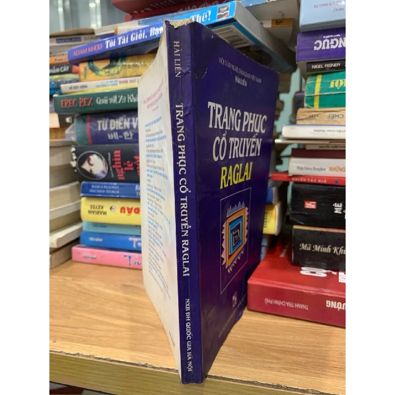 Trang phục cổ truyền Raglai- Hải Liên 756149