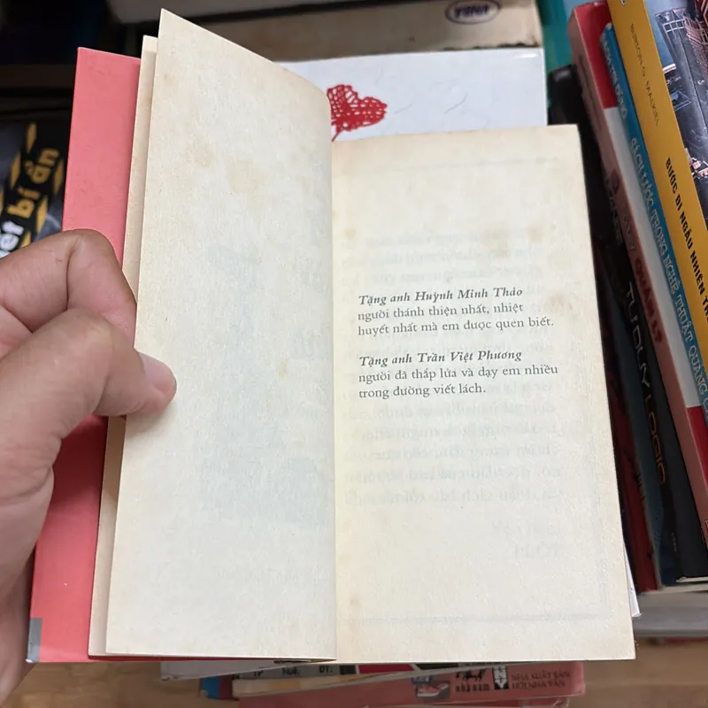 II Tựa sách: Con Gái Phải Mạnh Mẽ (Bản Đặc Biệt) - PLOY - 2015 698000