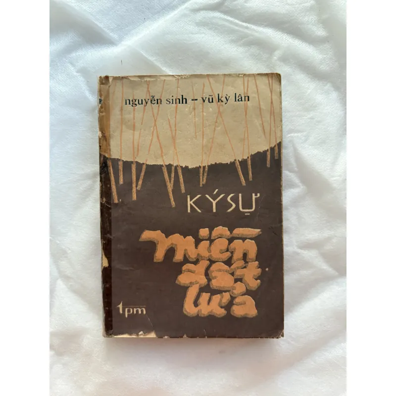 KÝ SỰ MIỀN ĐẤT LỬA 1046168