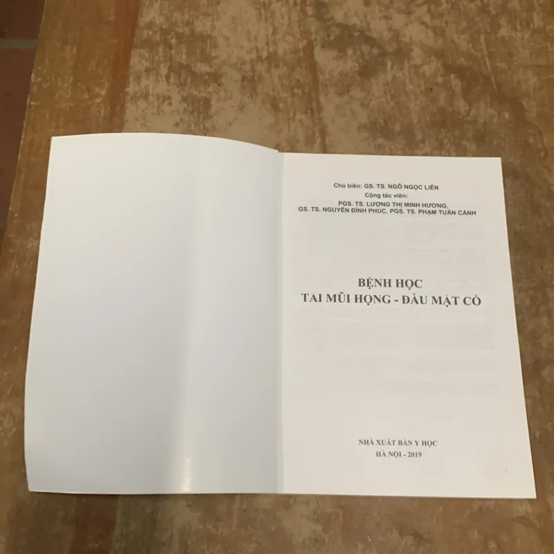 BỆNH HỌC TAI MŨI HỌNG - ĐẦU MẶT CỔ- GS.TS. NGÔ NGỌC LIỄN 786887