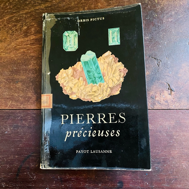 Pierres précieuses   378607