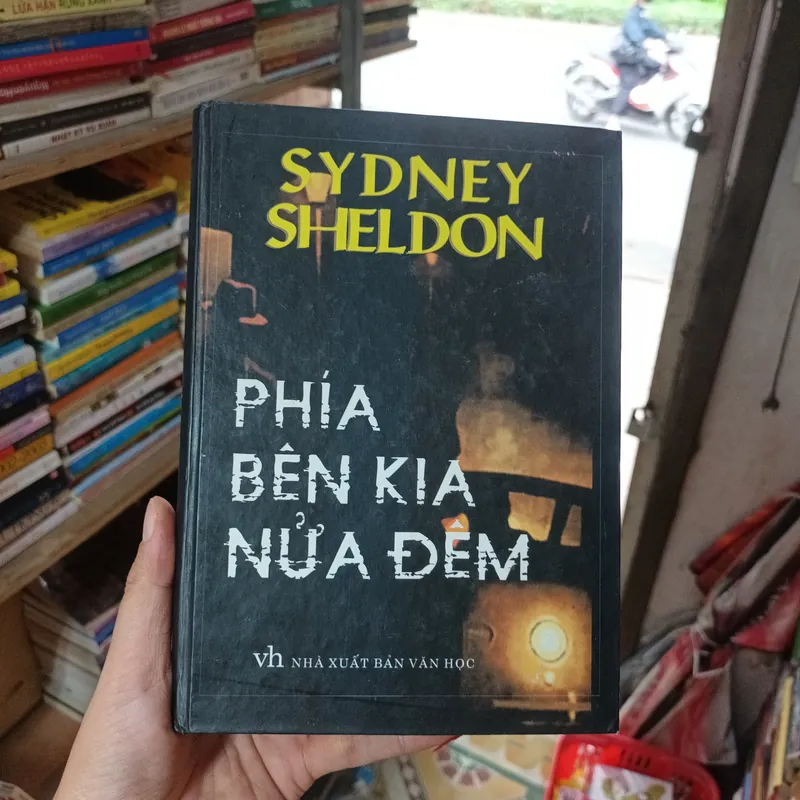 Phía Bên Kia Nửa Đêm- Sydney Sheldon 675206