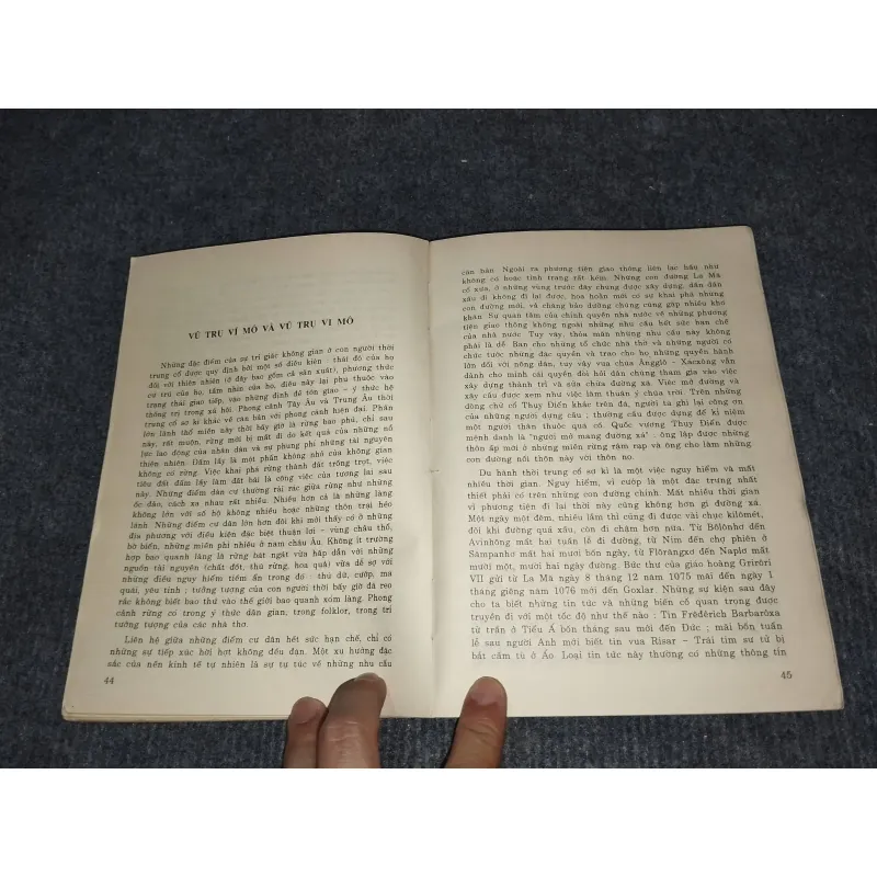 CÁC PHẠM TRÙ VĂN HOÁ TRUNG CỔ 991085