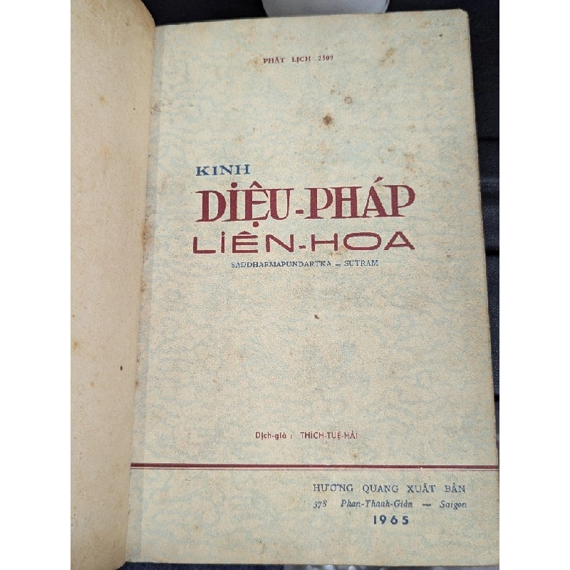 KINH DIỆU PHÁP LIÊN HOA - DỊCH GIẢ THÍCH TUỆ HẢI ( ĐÓNG BÌA XƯA CÒN BÌA GỐC ) 192373