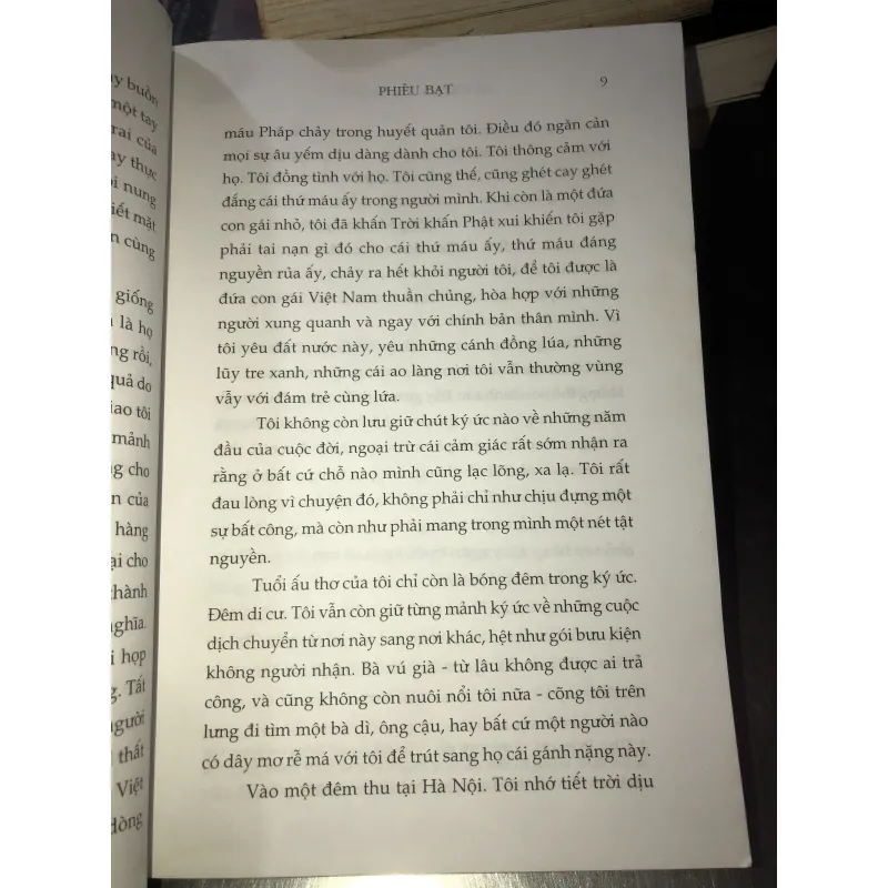 Cô gái lai da trắng - Kim Lefèvre 1022669