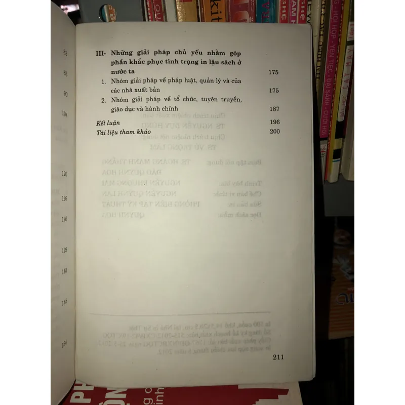 Thực trạng và giải pháp khắc phục tình trạng in lậu sách ở nước ta - PGS. TS. Lê Văn Yên 621779