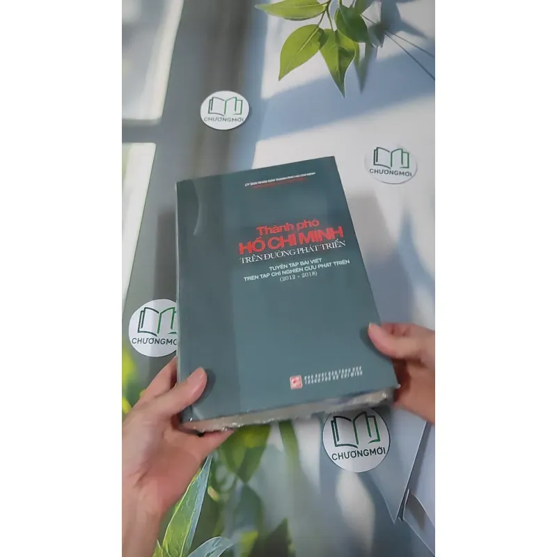 [MIỄN PHÍ BỌC SÁCH] [SEAL] Thành Phố Hồ Chí Minh Trên Đường Phát Triển (2012-2018) - Viện Nghiên Cứu Phát Triển TP.HCM 990516