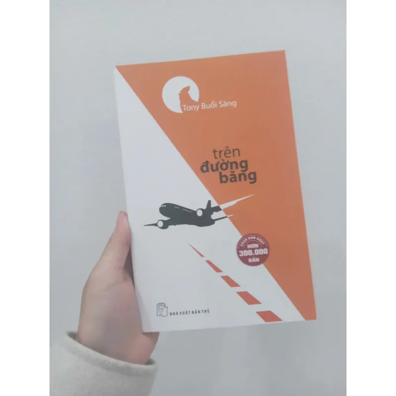 Trên dường băng 970011