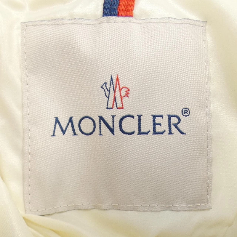 Áo khoác lông vũ MONCLER 640957
