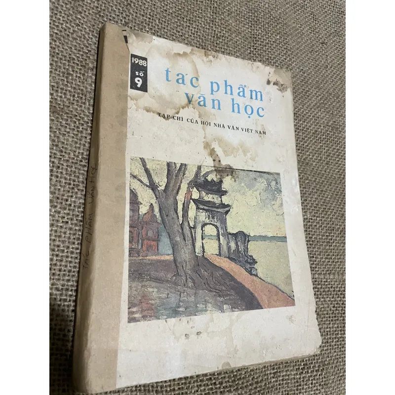 Tạp chí Tác phẩm Văn học - 1988 760442