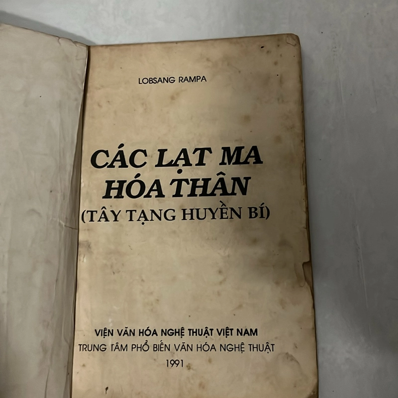 Các Lạt Ma hoá thần - 1991s - Lobsang Ramba 518297