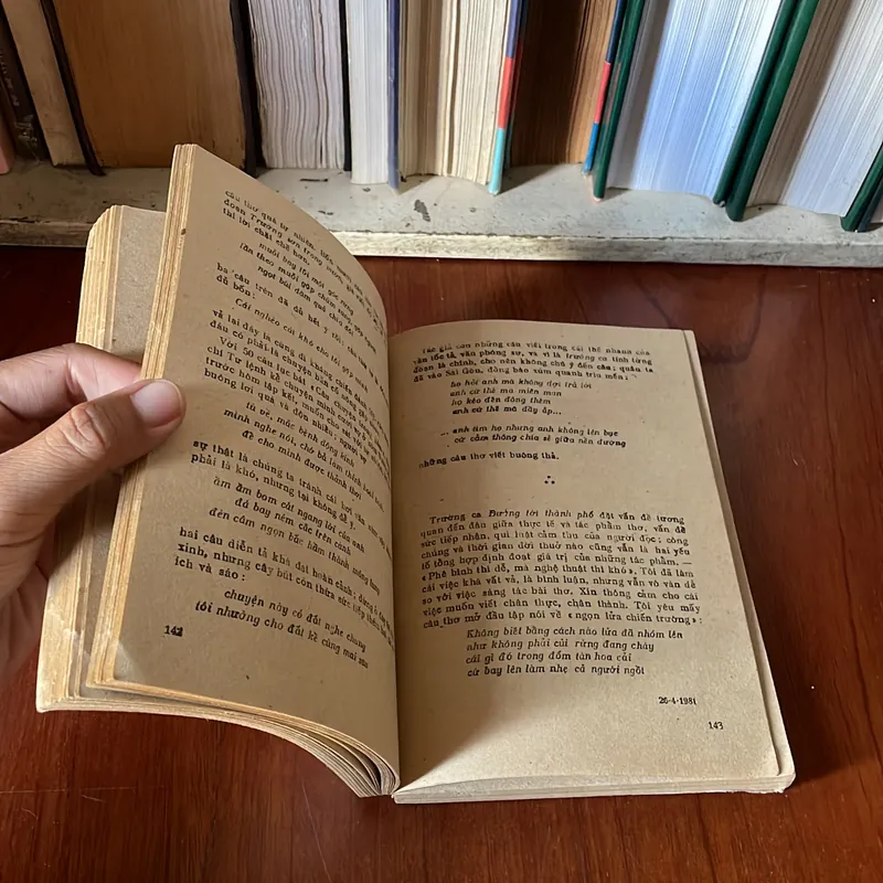 II Sách Xưa: Công Việc Làm Thơ - Xuân Diệu - 1984 576548