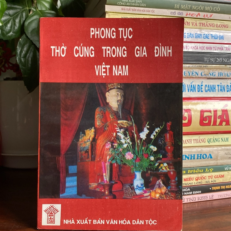 PHONG TỤC THỜ CÚNG TRONG GIA ĐÌNH VIỆT NAM, TOAN ÁNH (XB 1996) 502632
